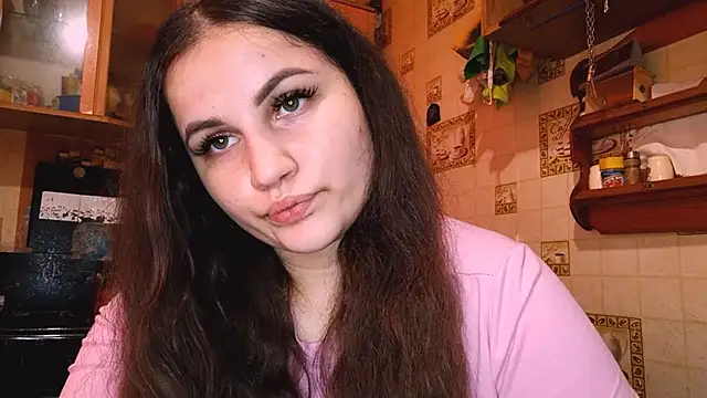 Snapshot of DierdreCousineau chatting on November 27, 2025, 10:06 am DierdreCousineau online show from November 27, 2025, 10:06 am