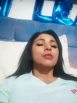 Snapshot of estrellahot01 chatting on September 20, 2025, 4:46 am estrellahot01 online show from September 20, 2025, 4:46 am