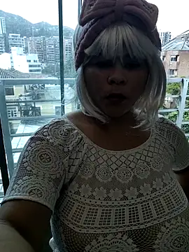 Snapshot of kamyla_69 chatting on December 4, 2025, 8:06 pm kamyla 69 online show from December 4, 2025, 8:06 pm