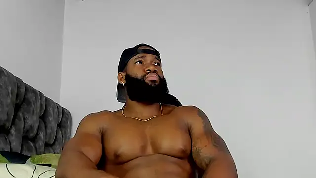 Snapshot of james_musclebbc chatting on October 8, 2025, 4:48 pm james musclebbc online show from October 8, 2025, 4:48 pm