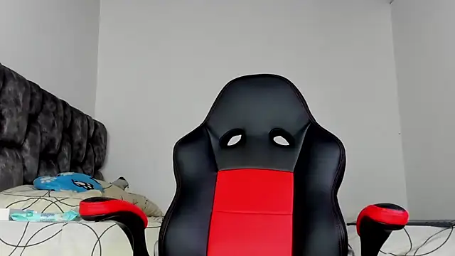 Snapshot of james_musclebbc chatting on February 13, 2026, 1:56 am james musclebbc online show from February 13, 2026, 1:56 am