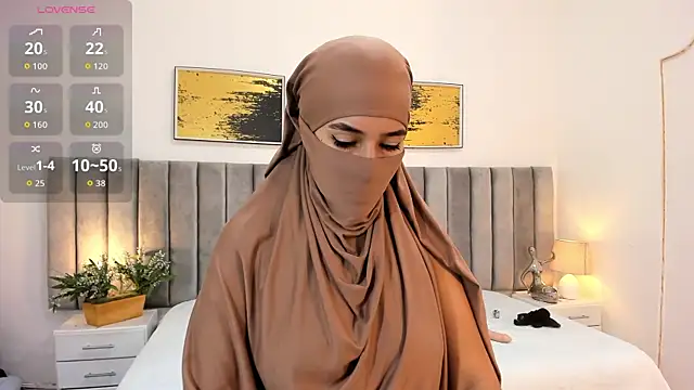 Snapshot of _shalimar chatting on November 6, 2025, 6:53 pm shalimar online show from November 6, 2025, 6:53 pm