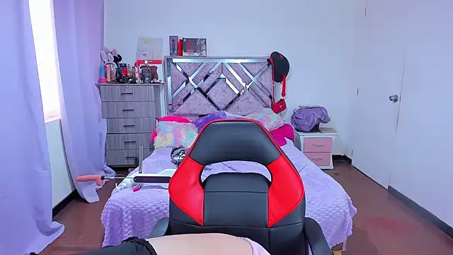 Luna Analya online show from January 9, 2026, 4:32 pm