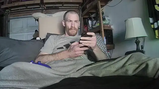 Tiggitytomociti online show from February 15, 2026, 6:21 am