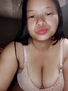 girl-babi online show from October 6, 2025, 11:57 pm