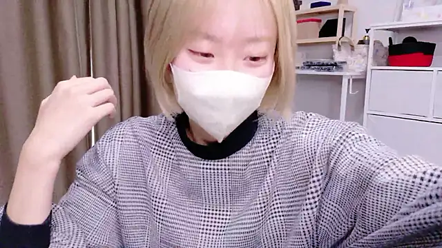 Snapshot of Nana__ch chatting on February 3, 2026, 3:48 am Nana ch online show from February 3, 2026, 3:48 am