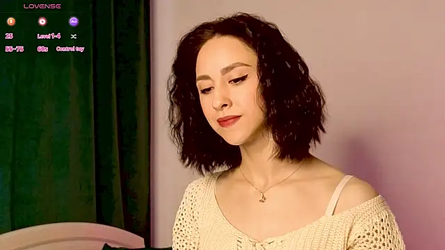 MiaSweetasHoney online show from December 5, 2025, 6:00 am