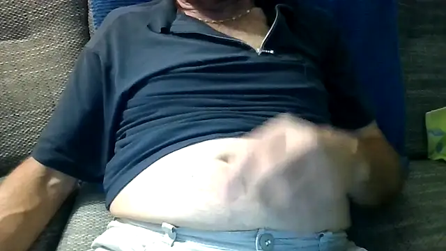 velikifant7 online show from November 28, 2025, 5:15 pm