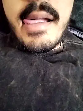 Snapshot of Hotyy_subhu chatting on October 1, 2025, 2:45 pm Hotyy subhu online show from October 1, 2025, 2:45 pm