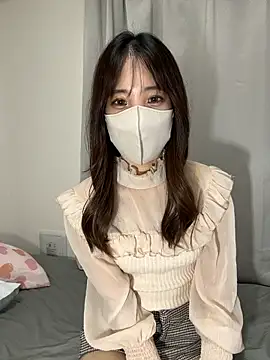 Snapshot of riri__nyan_o0 chatting on October 15, 2025, 5:07 am riri nyan o0 online show from October 15, 2025, 5:07 am