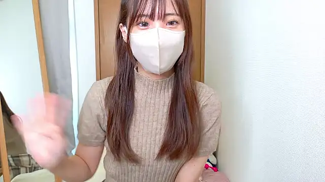 Snapshot of riri__nyan_o0 chatting on December 3, 2025, 5:04 am riri nyan o0 online show from December 3, 2025, 5:04 am