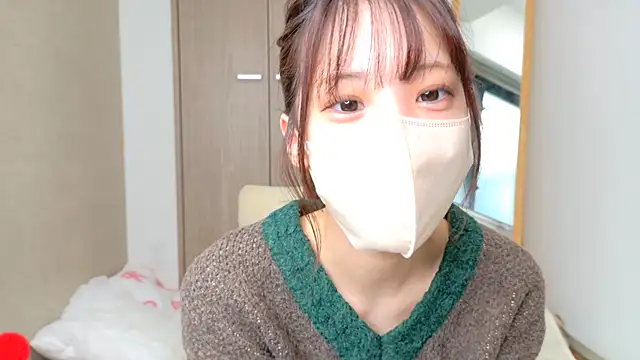 Snapshot of riri__nyan_o0 chatting on March 18, 2026, 5:10 am riri nyan o0 online show from March 18, 2026, 5:10 am