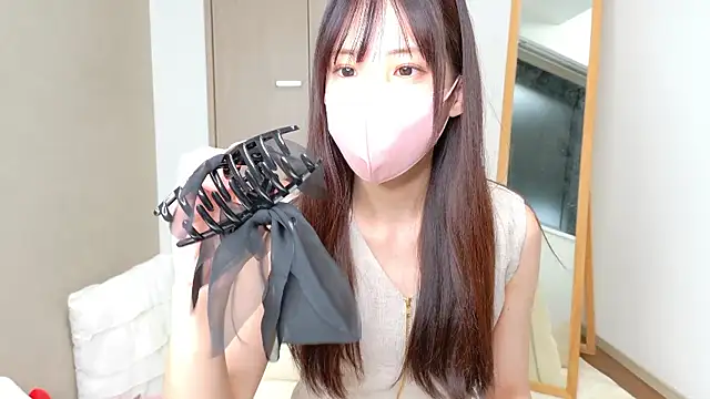 Snapshot of riri__nyan_o0 chatting on April 21, 2026, 11:05 am riri nyan o0 online show from April 21, 2026, 11:05 am