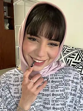 AriaBlush 18 online show from September 28, 2025, 10:15 pm