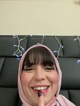 AriaBlush 18 online show from October 11, 2025, 7:23 pm
