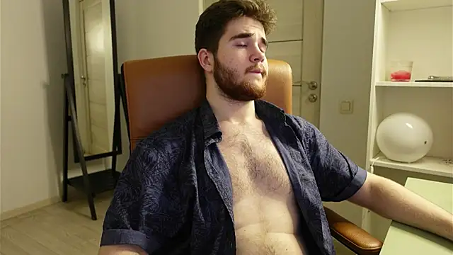 Mark Maxim online show from October 25, 2025, 7:52 pm