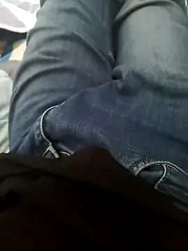 Snapshot of Alextran1002 chatting on September 20, 2025, 7:20 am Alextran1002 online show from September 20, 2025, 7:20 am