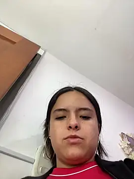 Snapshot of EmilyHarperr chatting on September 10, 2025, 11:32 am EmilyHarperr online show from September 10, 2025, 11:32 am