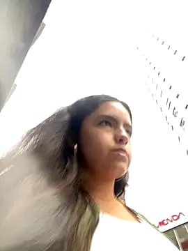 Snapshot of EmilyHarperr chatting on September 18, 2025, 11:34 am EmilyHarperr online show from September 18, 2025, 11:34 am