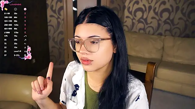 VerniceEngelking online show from September 19, 2025, 6:41 pm