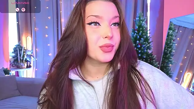 Snapshot of Lucy_louras chatting on January 7, 2026, 11:01 am Lucy louras online show from January 7, 2026, 11:01 am