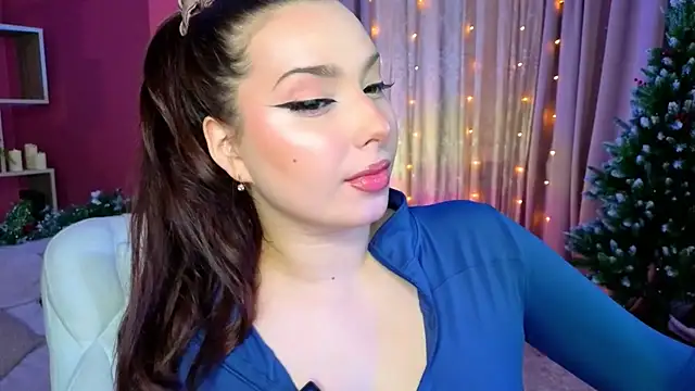 Snapshot of Lucy_louras chatting on January 19, 2026, 11:36 am Lucy louras online show from January 19, 2026, 11:36 am