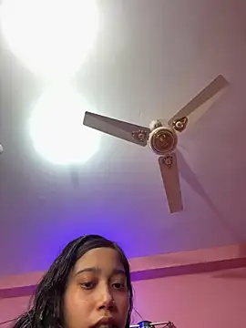 maya-Couple19 online show from May 6, 2026, 4:45 pm