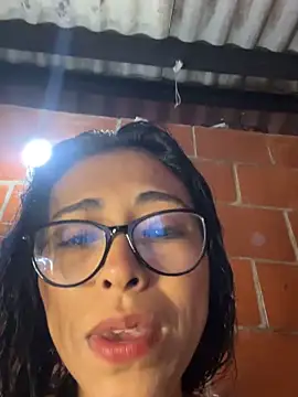 Snapshot of Emma__cumlovee chatting on May 15, 2026, 11:17 am Emma cumlovee online show from May 15, 2026, 11:17 am