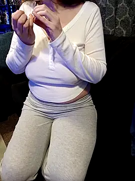 Jeannie 69 andahalf online show from February 28, 2026, 2:01 am