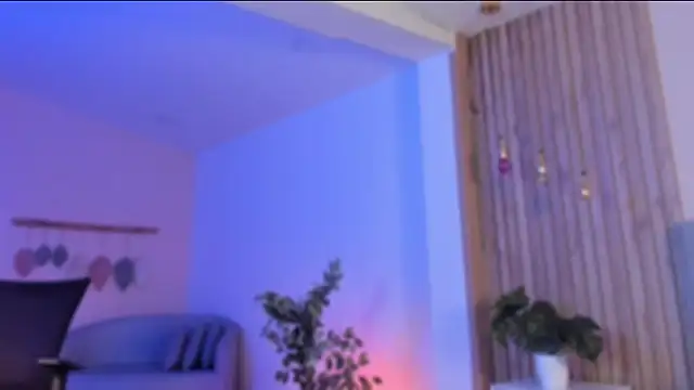 KiimJoi online show from April 9, 2026, 12:43 pm