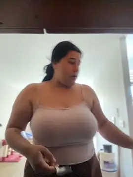 Snapshot of Tokio_Sakura chatting on January 14, 2026, 4:23 pm Tokio Sakura online show from January 14, 2026, 4:23 pm