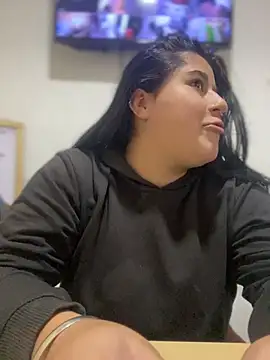 Snapshot of Tokio_Sakura chatting on February 17, 2026, 7:53 pm Tokio Sakura online show from February 17, 2026, 7:53 pm