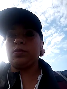 Snapshot of Mariana-94 chatting on December 5, 2025, 12:47 pm Mariana-94 online show from December 5, 2025, 12:47 pm