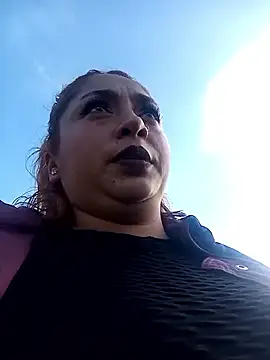 Snapshot of Mariana-94 chatting on January 7, 2026, 9:06 pm Mariana-94 online show from January 7, 2026, 9:06 pm