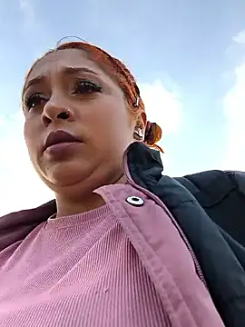 Snapshot of Mariana-94 chatting on February 11, 2026, 12:10 pm Mariana-94 online show from February 11, 2026, 12:10 pm