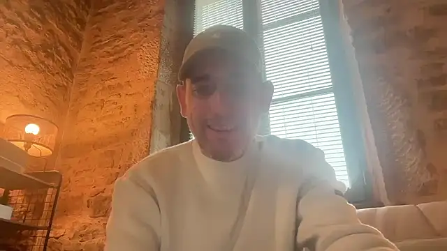 Snapshot of tamtamat46 chatting on January 8, 2026, 3:25 pm tamtamat46 online show from January 8, 2026, 3:25 pm