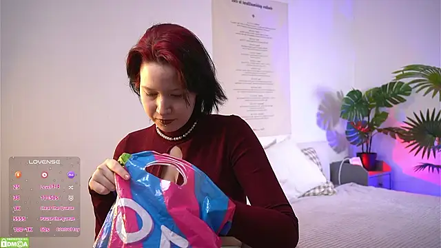 Snapshot of bluebeell chatting on February 8, 2026, 5:00 am bluebeell online show from February 8, 2026, 5:00 am