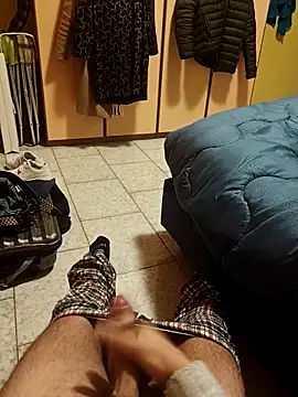 Snapshot of LucifertheGenius chatting on December 23, 2025, 4:10 am LucifertheGenius online show from December 23, 2025, 4:10 am