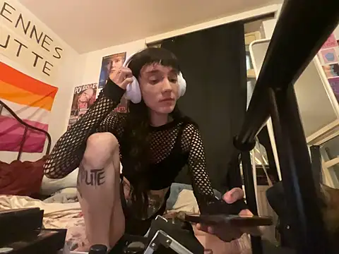 Styxlust online show from April 1, 2026, 7:33 pm