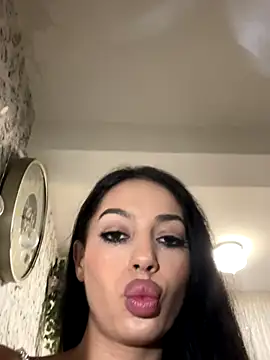 Bella Vixen  online show from September 9, 2025, 9:58 pm