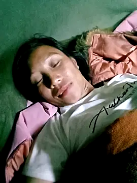 Lisa pusy online show from December 18, 2025, 7:09 pm