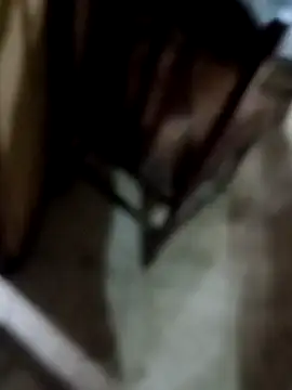 QJHoElyking online show from October 27, 2025, 2:48 am