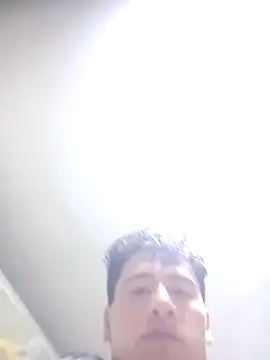 QJHoElyking online show from November 5, 2025, 2:22 am