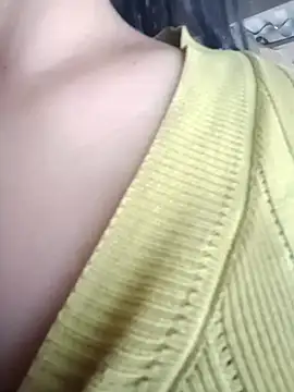 Snapshot of may__45 chatting on October 12, 2025, 3:27 am may 45 online show from October 12, 2025, 3:27 am