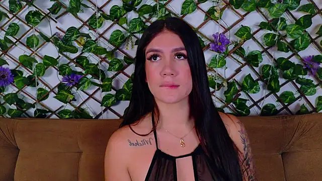 Snapshot of kloe_bella chatting on February 22, 2026, 12:47 pm kloe bella online show from February 22, 2026, 12:47 pm