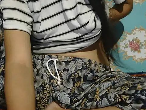 Snapshot of Dirty_doll chatting on September 28, 2025, 6:35 pm Dirty doll online show from September 28, 2025, 6:35 pm
