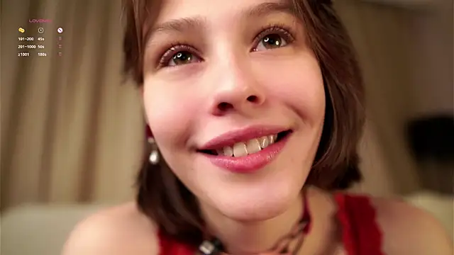 Snapshot of LurleneRamo chatting on October 20, 2025, 1:06 am LurleneRamo online show from October 20, 2025, 1:06 am