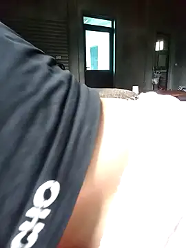 Snapshot of Lee_coope chatting on September 16, 2025, 3:18 am Lee coope online show from September 16, 2025, 3:18 am