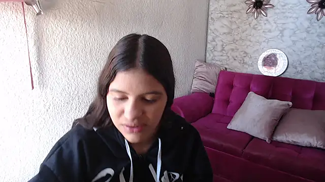 Evagirl69 online show from May 20, 2026, 12:22 pm
