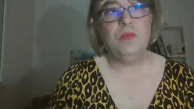 nataliacd online show from November 16, 2025, 5:40 pm